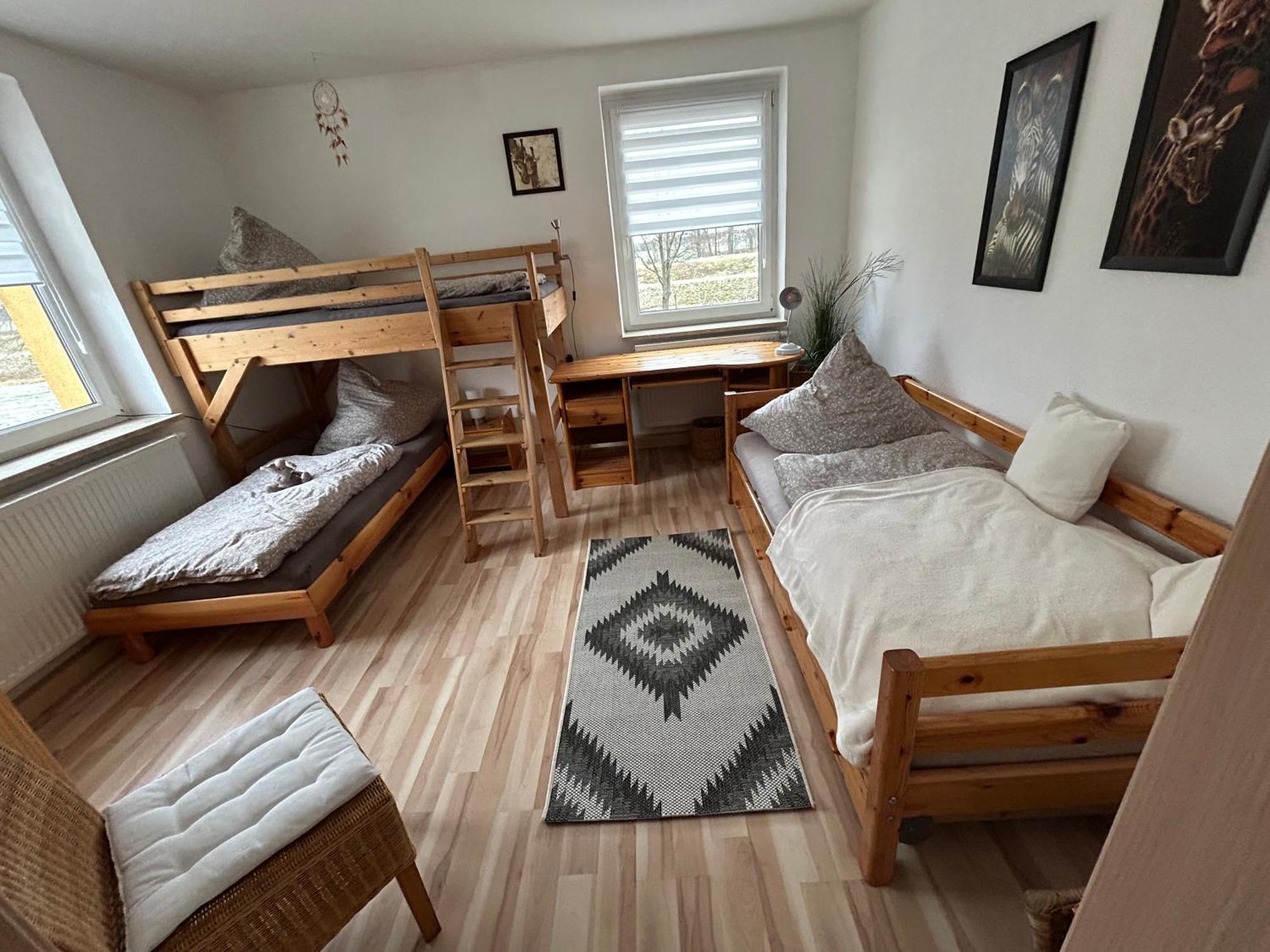 Gelbes Haus Seenland Ferienwohnungen Xl Elsterheide Екстер'єр фото